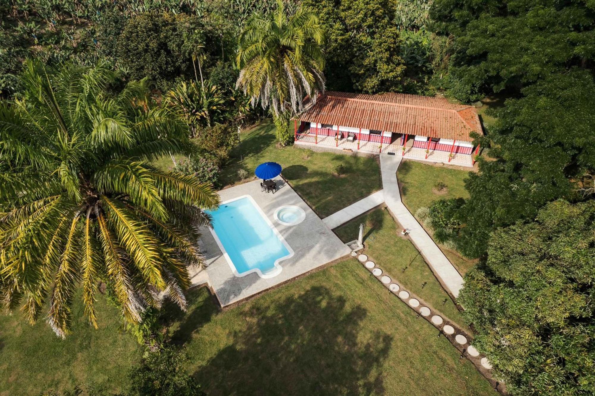 Finca Hotel Puerto Espejo Exterior photo
