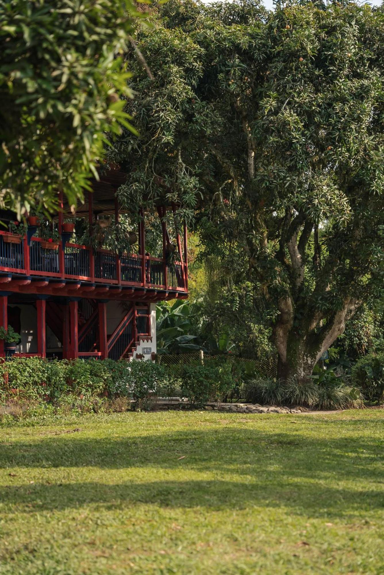 Finca Hotel Puerto Espejo Exterior photo