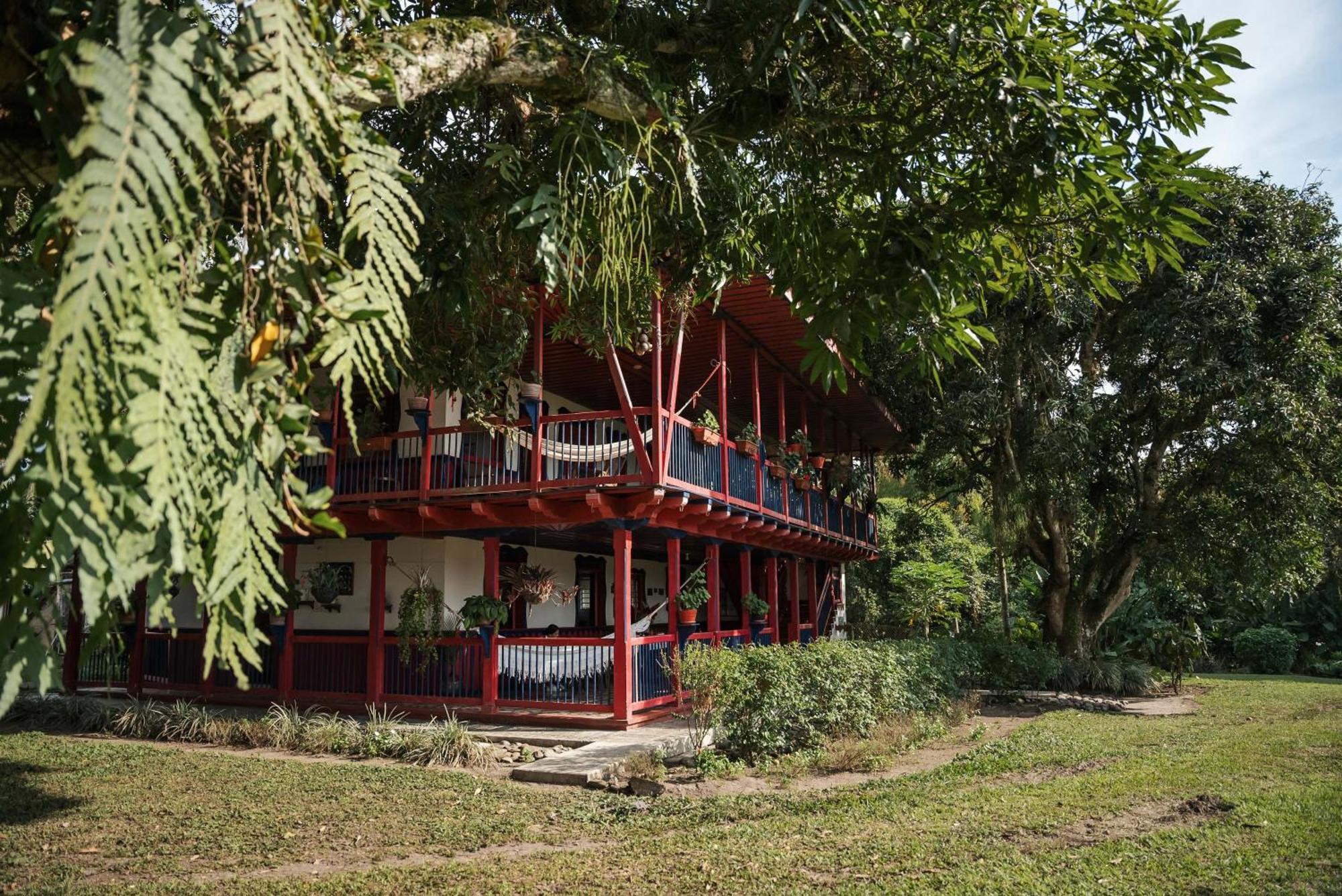 Finca Hotel Puerto Espejo Exterior photo